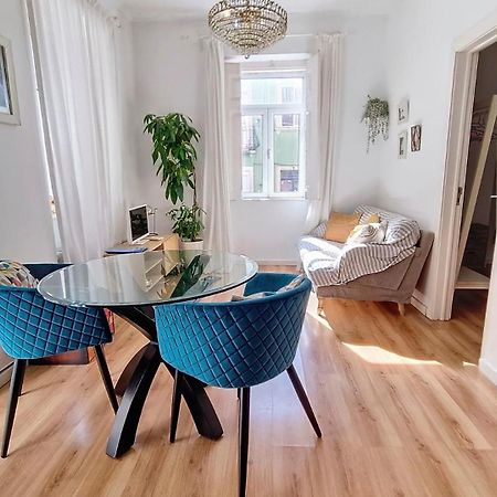 Sapadores - 2 Bedrooms Apartment Lisbon Boho Chic Bagian luar foto