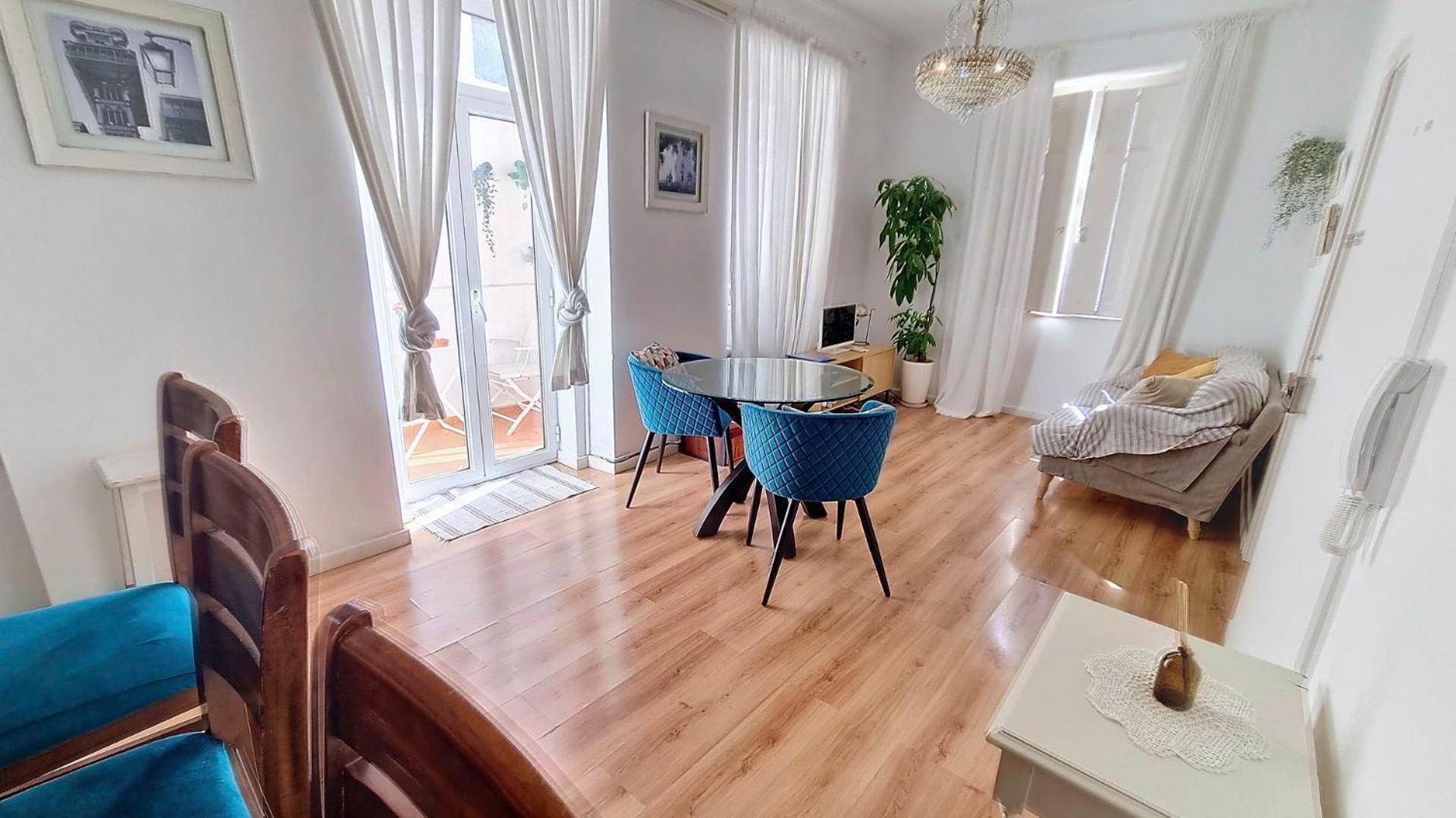 Sapadores - 2 Bedrooms Apartment Lisbon Boho Chic Bagian luar foto